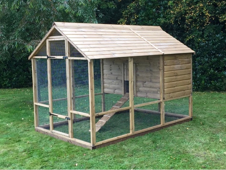 The Buckingham 6 to 12 hens Walk In Design - UK made