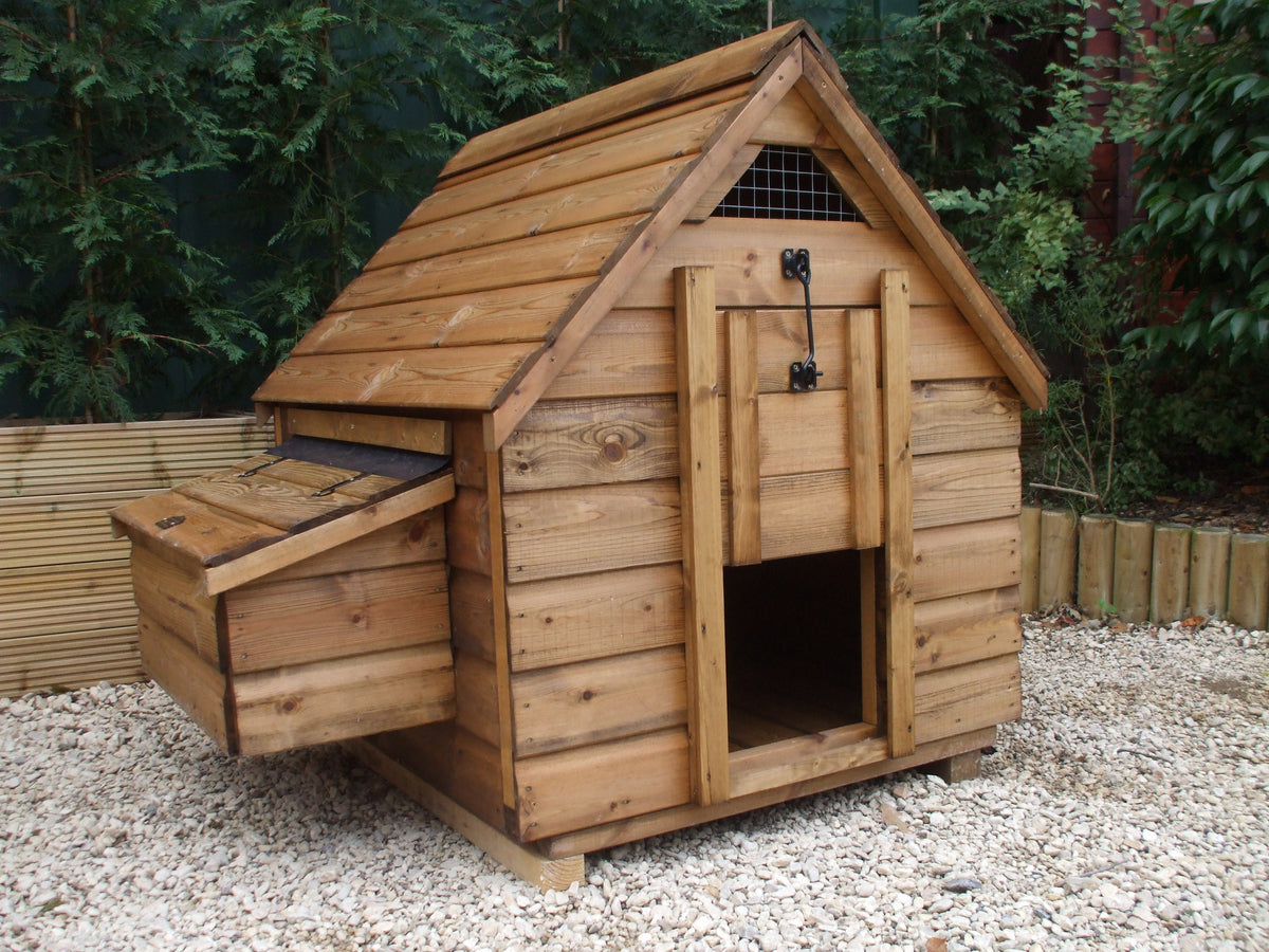 Windsor Poultry House 2 to 6 hens — The Chicken House Company